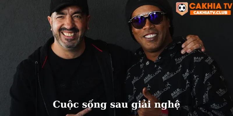 Cuộc sống sau giải nghệ