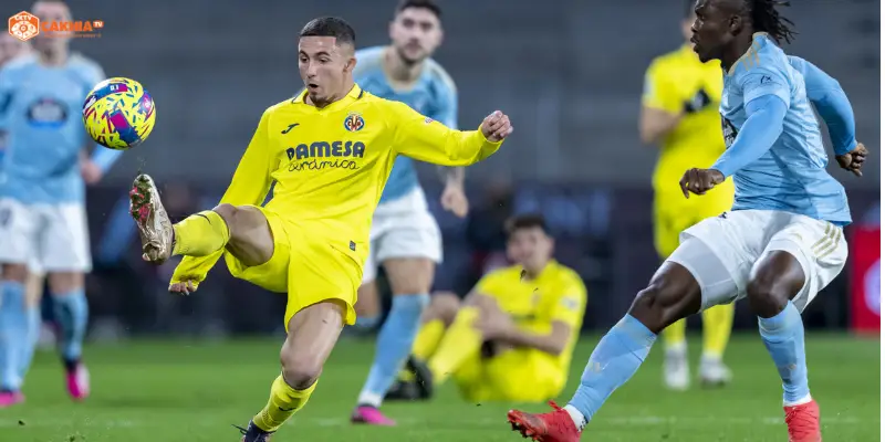  Europa-Park Stadion rực rỡ ánh đèn trước trận Freiburg vs Celta de Vigo Europa League